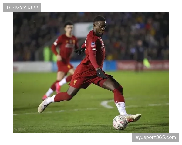 全球体育行业趋势：德甲将转播权授予YouTube创作者，法甲自建平台应对变化